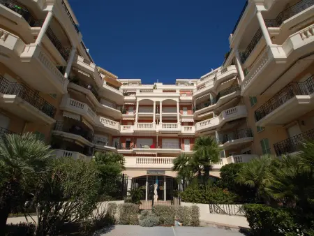 Superbe 2P centre Menton avec terrasse, clim, Wi-Fi - Photo 11