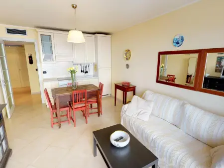 Beau 2P Climatisé avec Terrasse Menton, Appartement 4 personnes à Menton - Photo 1