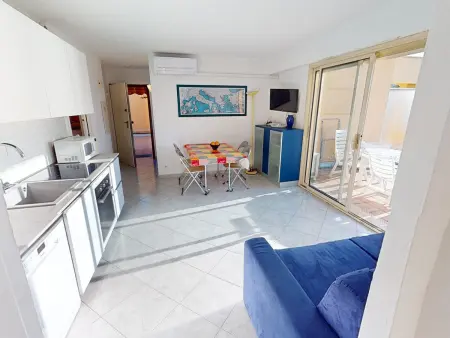 Petit 3P avec terrasse, piscine et garage, Appartement 5 personnes à Menton - Photo 4