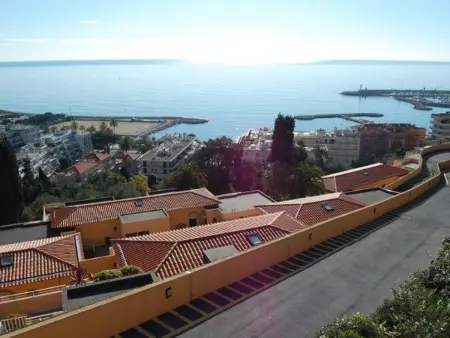 Petit 3P avec terrasse, piscine et garage, Appartement 5 personnes à Menton - Photo 14