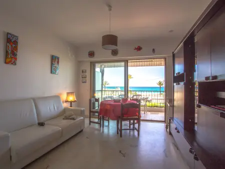 Studio face mer avec terrasse, proche plages et centre, Wifi gratuit - Photo 1