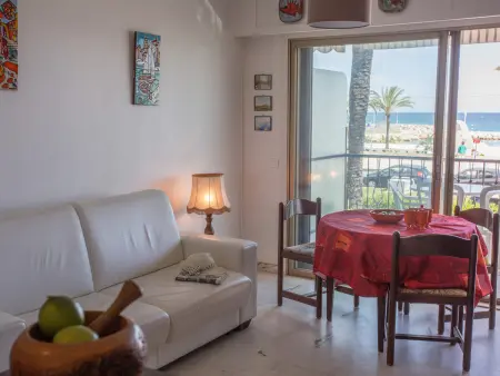 Studio face mer avec terrasse, proche plages et centre, Wifi gratuit - Photo 2