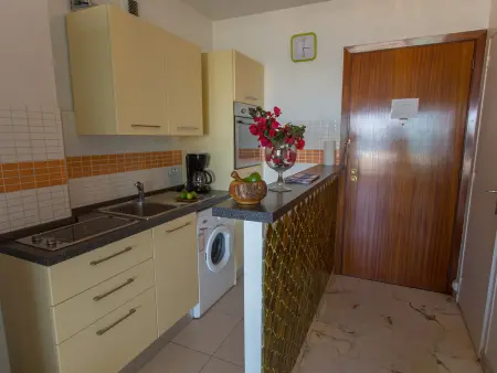 Studio face mer avec terrasse, proche plages et centre, Wifi gratuit - Photo 3