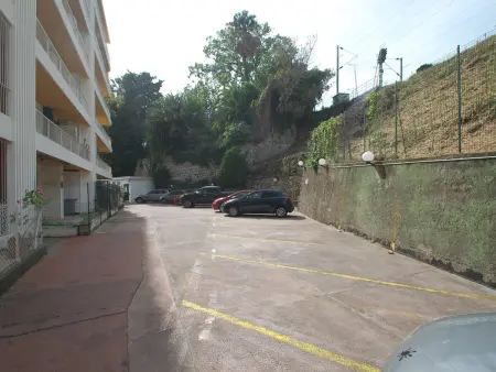 2P à Menton avec terrasse, climatisation et garage - Photo 14