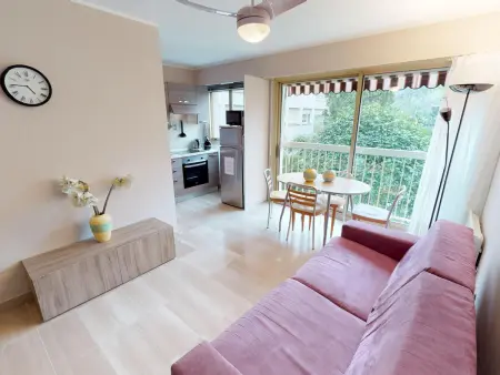 Studio rénové au calme avec alcôve, Appartement 3 personnes à Menton - Photo 1