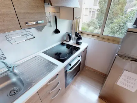 Studio rénové au calme avec alcôve, Appartement 3 personnes à Menton - Photo 5