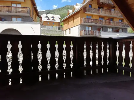 Grand studio montagne 4 personnes avec balcon à Pra Loup - Photo 8
