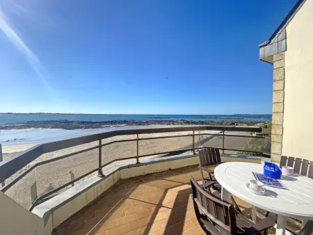 Larmor-Plage T4 Spacieux avec Terrasse, Ascenseur et Parking face à la Mer - Photo 10