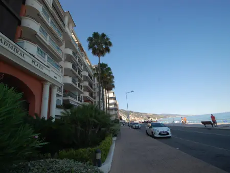Superbe 3P en bord de mer avec terrasse et garage à Menton - Photo 12