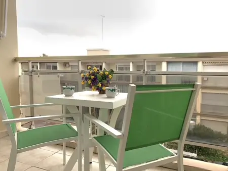 Appartement idéal près des Thermes de Balaruc avec balcon et parking privé - Photo 10