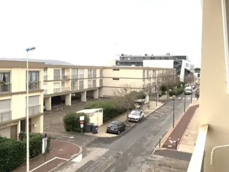 Appartement idéal près des Thermes de Balaruc avec balcon et parking privé - Photo 11