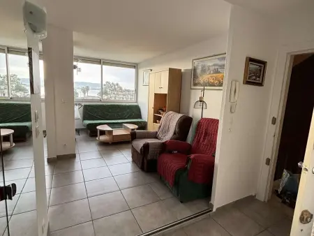 Appartement lumineux à Balaruc-les-Bains, animaux admis - Photo 4