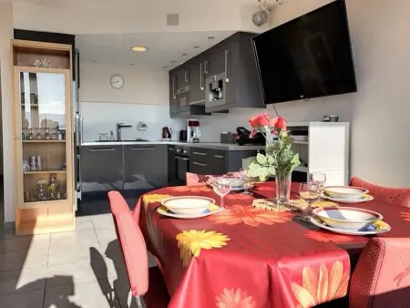 Appartement lumineux à Balaruc-les-Bains, animaux admis - Photo 5