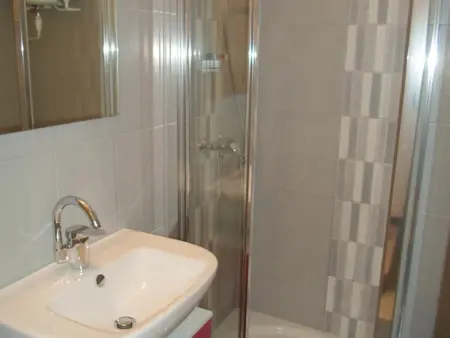 Appartement à 5 min des Thermes à Balaruc - Animaux admis - Photo 5