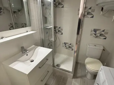Appartement face à l'étang: animaux admis, proche Thermes - Photo 8
