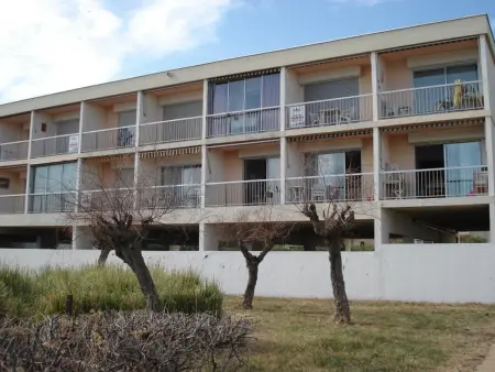 Appartement cosy face étang de Thau, animaux admis - Photo 11