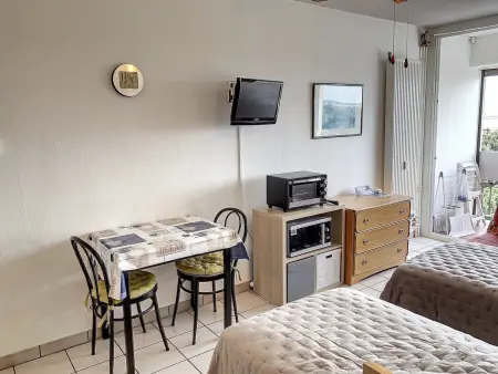 Appartement chaleureux avec balcon, animaux admis, pour cure ou vacances - Photo 13