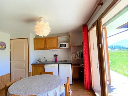 Appartement rénové 6 pers, terrasse, parking, local ski - Photo 1