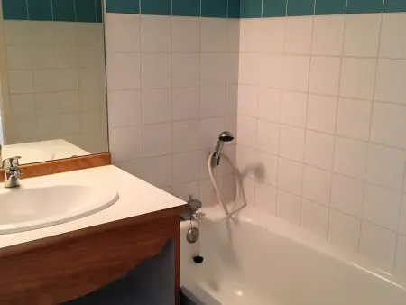 Appartement rénové 6 pers, terrasse, parking, local ski - Photo 6