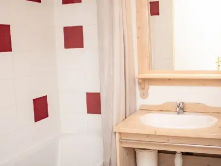 Appartement 2 Pièces pour 6 Personnes avec Balcon à Puy-Saint-Vincent - Photo 5