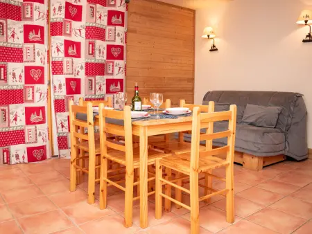 Appartement 2 Pièces avec Balcon et Parking à Pra Loup - Photo 2