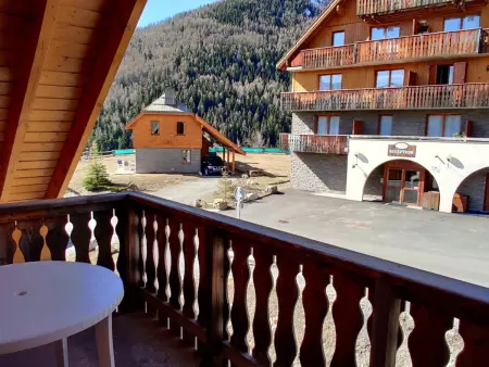 Studio cabine avec balcon et parking, à Pra Loup 1500 - Photo 4