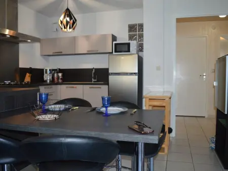 Appartement 3 Pièces à Saint-Cyprien : 6 Couchages, Piscine, Terrasse, Parking et WIFI - Photo 3