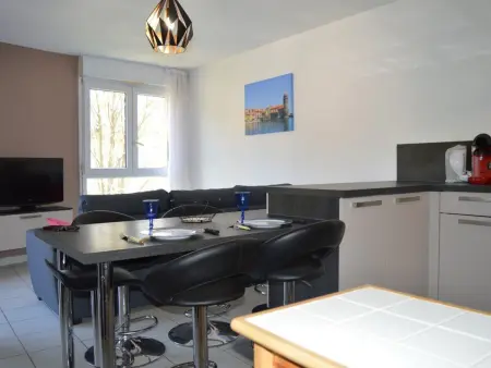 Appartement 3 Pièces à Saint-Cyprien : 6 Couchages, Piscine, Terrasse, Parking et WIFI - Photo 4
