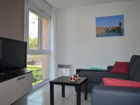 Appartement 3 Pièces à Saint-Cyprien : 6 Couchages, Piscine, Terrasse, Parking et WIFI - Photo 9