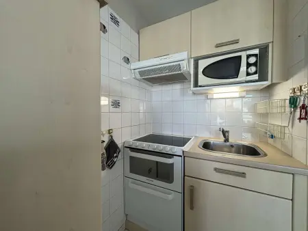 Appartement à La Rochelle avec terrasse et parking privé - Photo 4