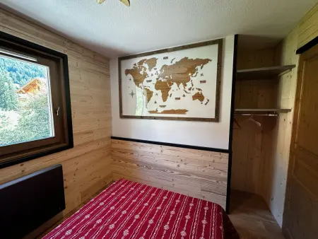 Appartement spacieux 6 personnes, WIFI, parking, au pied des pistes - Photo 4