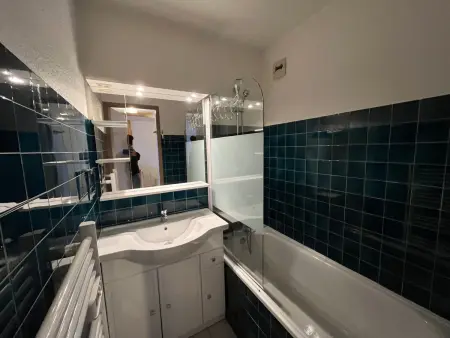 Appartement confortable à Val Cenis Lanslebourg, 300m des pistes, 5 personnes, balcon, casier à skis - Photo 4