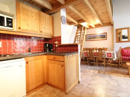 Appartement spacieux 6 pers au pied des pistes avec parking et Wi-Fi - Photo 2