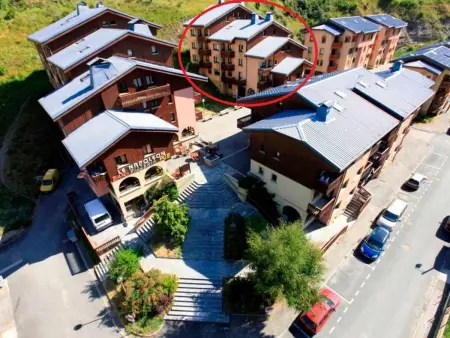 Charmant appartement à 300m des pistes à Lanslebourg avec balcon et garage - Photo 4
