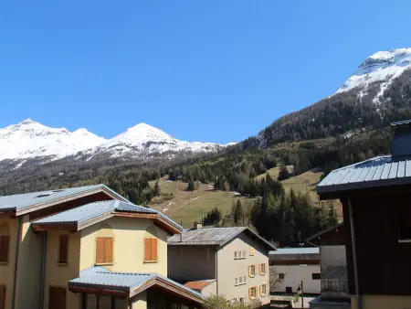 Charmant appartement à 300m des pistes à Lanslebourg avec balcon et garage - Photo 6
