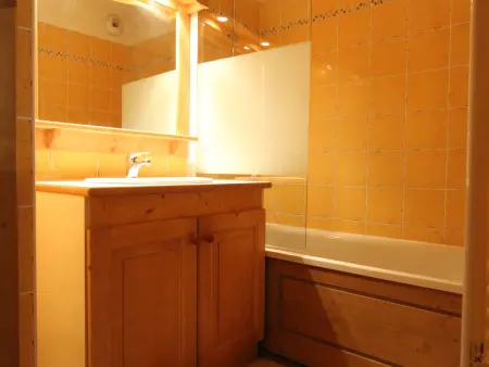 Appartement spacieux 6 pers avec parking au pied des pistes à Lanslevillard - Photo 7