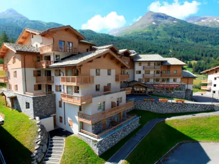 Spacieux appartement 6 pers au pied des pistes avec parking, terrasse et wifi à Val-Cenis - Photo 11