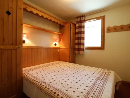 Appartement cosy 4 pers. pied des pistes avec parking et piscine - Lanslebourg - Photo 3