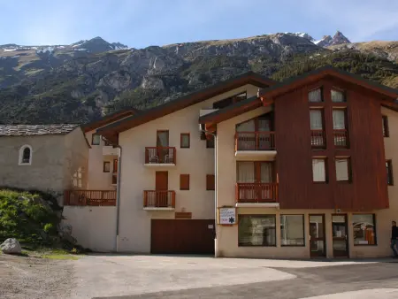 Charmant appart pour 4 au centre de Lanslevillard, balcon, parking - Photo 8
