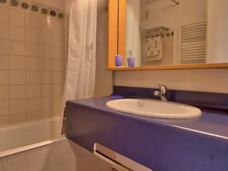 Studio cabine ensoleillé avec balcon à 1450m, Appartement 2 personnes à Notre Dame de Bellecombe - Photo 8