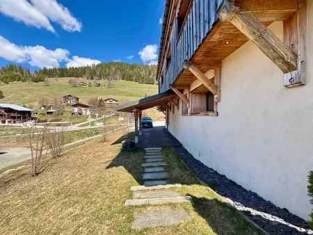 Appartement charmant avec grande terrasse et parking - Photo 22