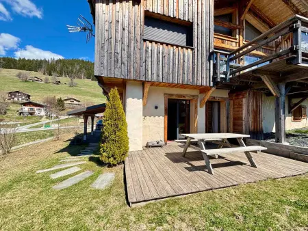 Appartement charmant avec grande terrasse et parking - Photo 29