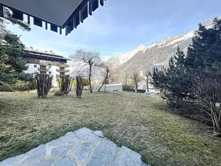 Appartement Chaleureux à Chamonix, 4 Pers, Près du Brévent avec Terrasse et Parking - Photo 1