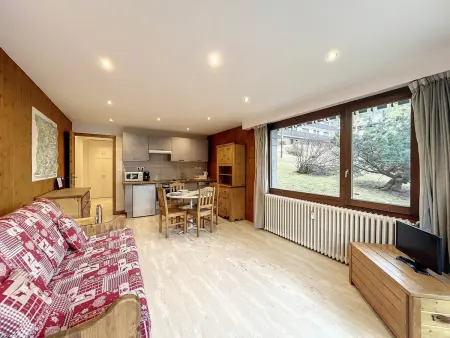 Appartement Chaleureux à Chamonix, 4 Pers, Près du Brévent avec Terrasse et Parking - Photo 6