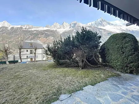 Appartement Chaleureux à Chamonix, 4 Pers, Près du Brévent avec Terrasse et Parking - Photo 10