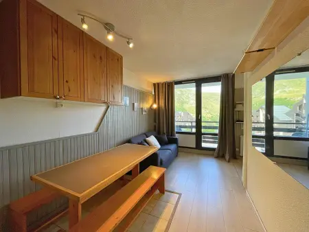 Studio avec coin chambre, balcon, cuisine équipée, pied des pistes - Les Ménuires - Photo 2