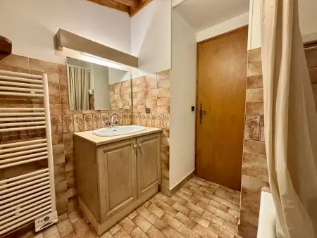 Chaleureux appartement au pied des pistes avec parking et animaux admis - Photo 10