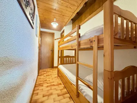 Chaleureux appartement au pied des pistes avec parking et animaux admis - Photo 12