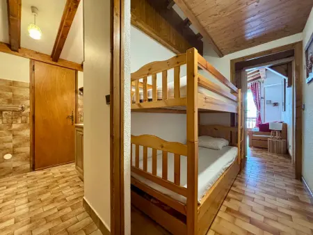 Chaleureux appartement au pied des pistes avec parking et animaux admis - Photo 13
