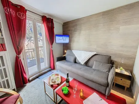 Appartement rénové à Chamonix, balcon, parking - Photo 7